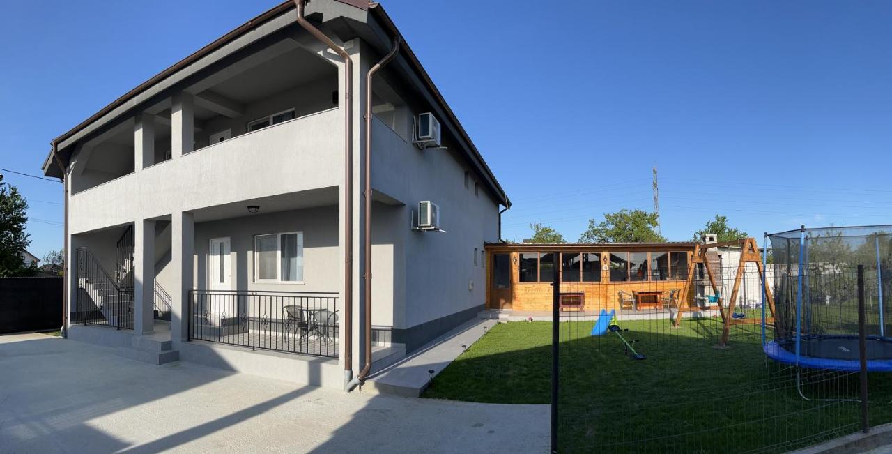 Vila Palade Corbu  Exteriör bild