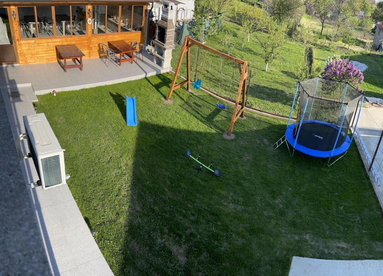 Vila Palade Corbu  Exteriör bild
